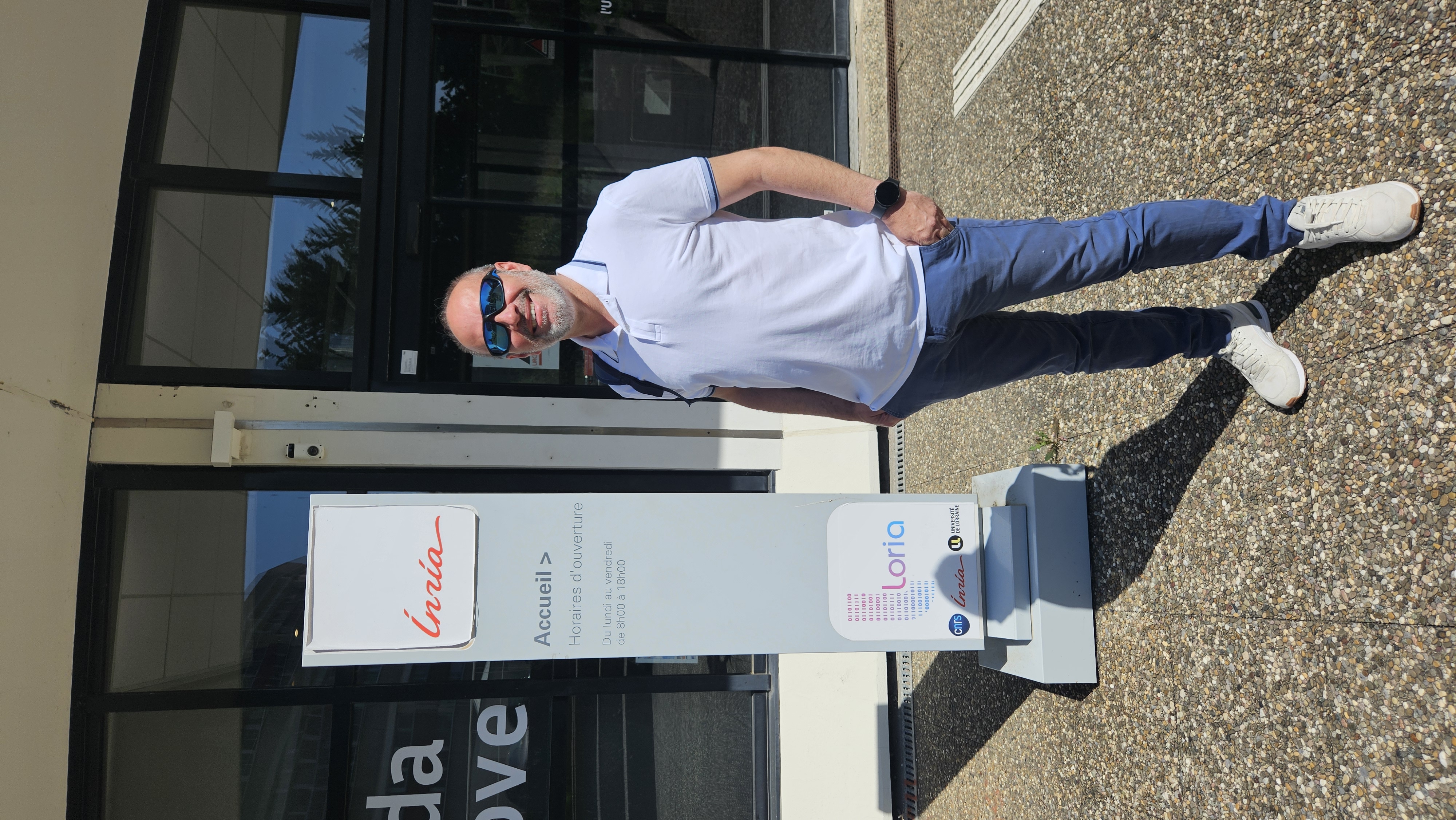 Olivier dans un environnement de recherche numérique